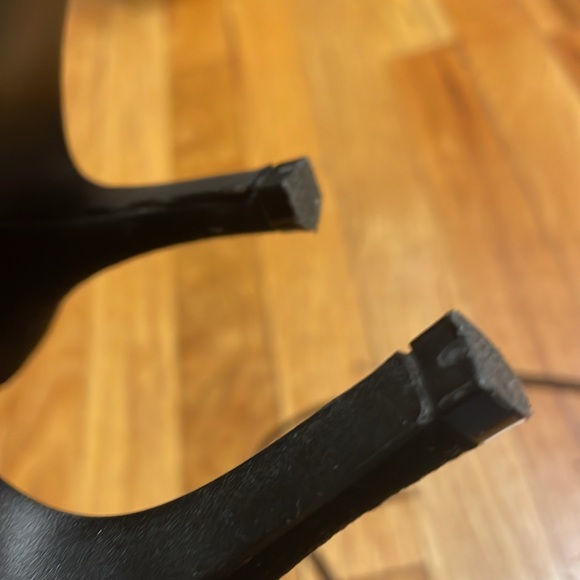 Black strappy heels - Picture 5 of 7